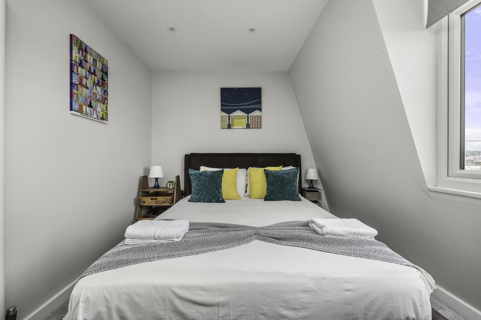 Sunset Townhouse With Free Parking Holiday home *