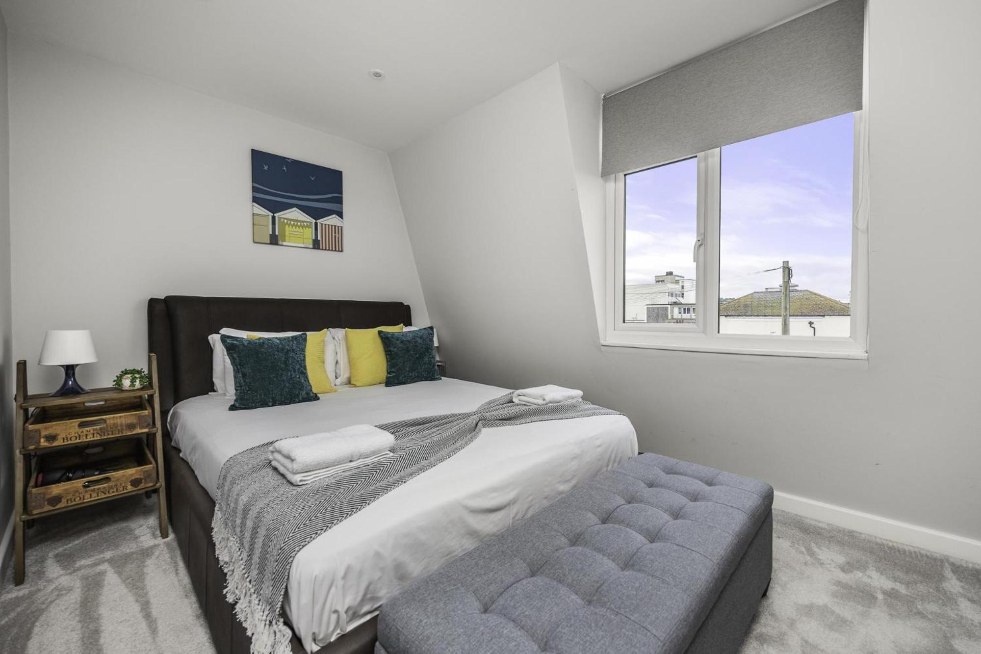Sunset Townhouse With Free Parking Holiday home *